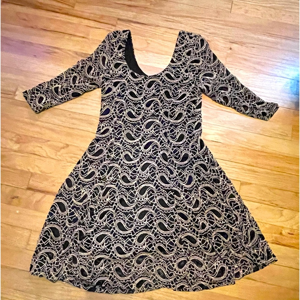 NEW Women’s Suzy shier 3/4 sleeve lined dress lace size large L NWT